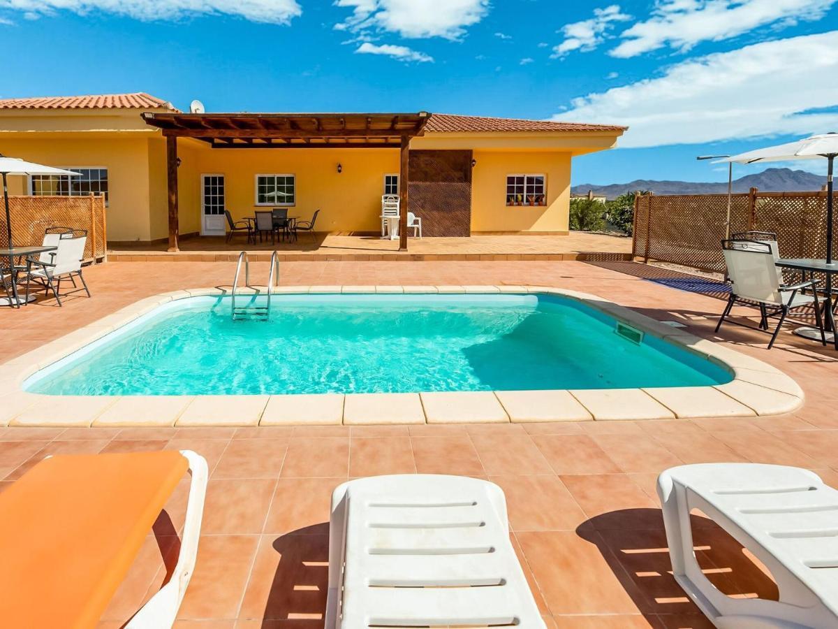 Belvilla By Oyo Chalet En Tuineje Para 6 Personas Quarto foto